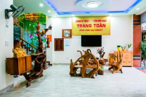 Trang Toan Hotel Chan Chau Exterior photo